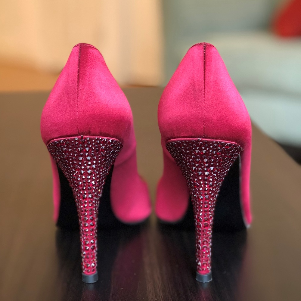 Stuart Weitzman Ruby Red Pointed Toe - image 2